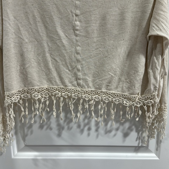 Staring at Stars Fringe Detail Top - Picture 12 of 12